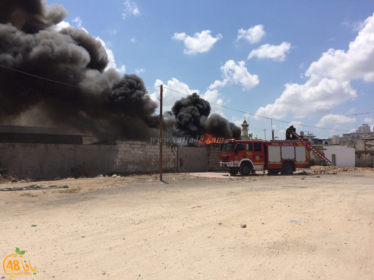 fire in makhzna (6).jpg